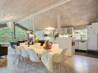 Holiday Home Elika - 900m to the fjord by Interhome - 1