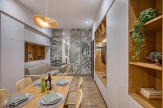 Designer furnished apartment with yard AROC1-1 - 1