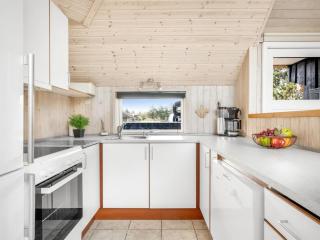 Holiday Home Hothbrod - 1-2km from the sea by Interhome - 2