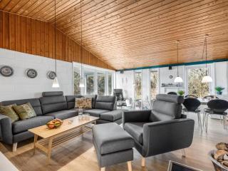 Holiday Home Askatla - 800m from the sea by Interhome - 1