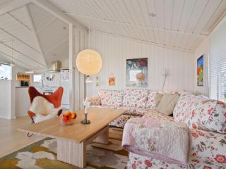 Holiday Home Edyta - 400m from the sea by Interhome - 5