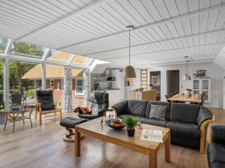 Holiday Home Grep - 700m from the sea by Interhome - 2