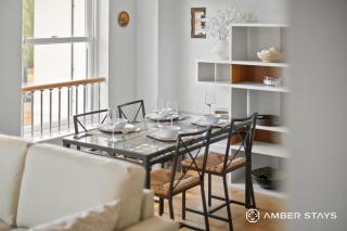Cosy 2 Bed Apartment in Tunbridge Wells by Amber Stays - Perfect for Long Stays & FREE Parking - 8