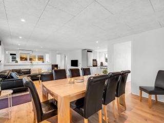 Holiday Home Sissan - 900m from the sea by Interhome - 1