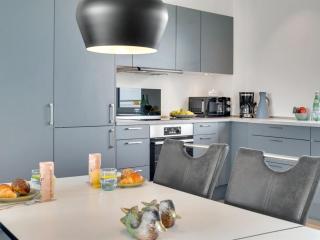 Apartment Geraldine - 250m from the sea by Interhome - 9