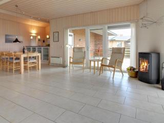 Holiday Home Sorella - 800m from the sea by Interhome - 3