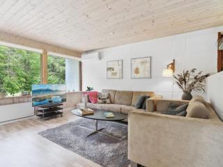 Holiday Home Marta - 1-5km from the sea by Interhome - 6