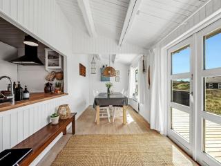 Holiday Home Arbnora - 400m from the sea by Interhome - 5