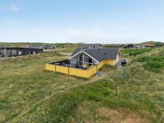 Holiday Home Velena - from the sea by Interhome - 2