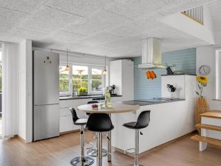 Holiday Home Vangel - 500m from the sea by Interhome - 1