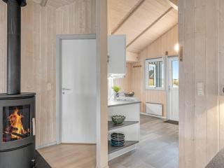 Holiday Home Estella - 500m to the fjord by Interhome - 3