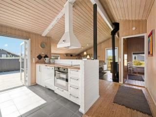 Holiday Home Hjalma - from the sea by Interhome - 4