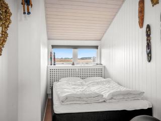 Holiday Home Withger - 300m from the sea by Interhome - 3
