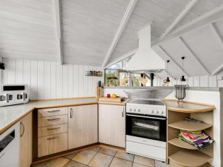 Holiday Home Cyrill - 250m to the fjord by Interhome - 6