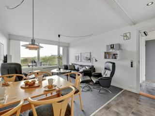 Apartment Elizabeta - 100m to the fjord by Interhome - 2