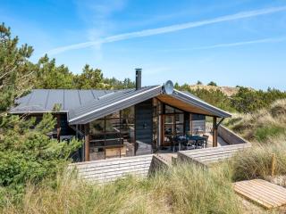 Holiday Home Sila - 800m from the sea by Interhome - 0