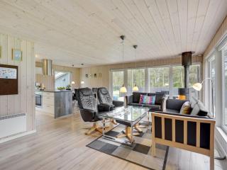 Holiday Home Sheemen - 700m to the fjord by Interhome - 5