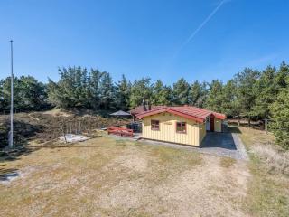 Holiday Home Yaris - 800m to the fjord by Interhome - 0