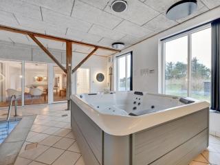 Holiday Home Cornelius - 900m from the sea by Interhome - 8