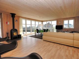 Holiday Home Ernbiorn - from the sea by Interhome - 2