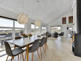 Holiday Home Karen - 900m from the sea by Interhome - 2