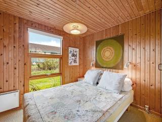Holiday Home Tanea - 700m to the fjord by Interhome - 4