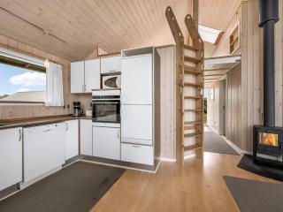 Holiday Home Cristine - 400m from the sea by Interhome - 1