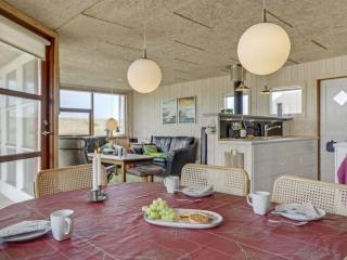 Holiday Home Hansen - 75m from the sea by Interhome - 3
