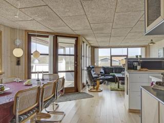 Holiday Home Hansen - 75m from the sea by Interhome - 5