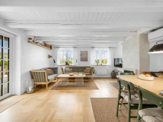 Holiday Home Erle - 200m to the fjord by Interhome - 4