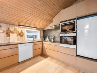 Holiday Home Elnur - 100m from the sea by Interhome - 1