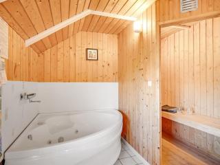 Holiday Home Sofie - 150m from the sea by Interhome - 2
