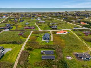 Holiday Home Kamile - 400m from the sea by Interhome - 7