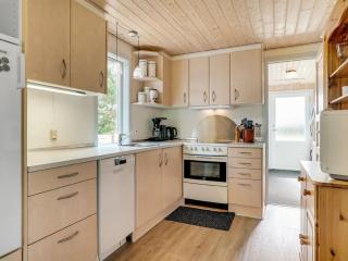 Holiday Home Hughlek - 900m from the sea by Interhome - 3