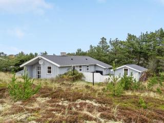 Holiday Home Tino - 900m from the sea by Interhome - 0