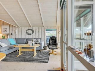 Holiday Home Thyrger - 550m from the sea by Interhome - 4