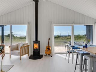Holiday Home Rickmer - 200m from the sea by Interhome - 1
