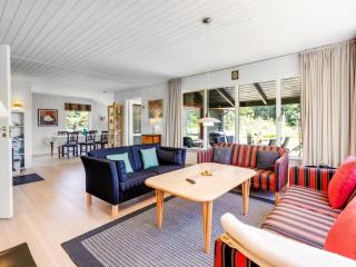 Holiday Home Gullborg - 800m from the sea by Interhome - 9