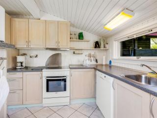 Holiday Home Gullborg - 800m from the sea by Interhome - 6