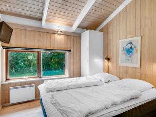 Holiday Home Paulette - 450m from the sea by Interhome - 4