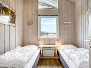 Holiday Home Anne - 100m from the sea by Interhome - 1