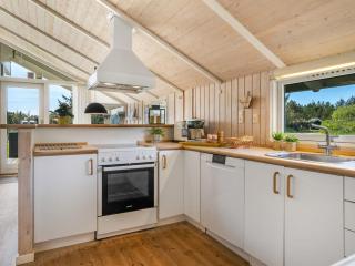Holiday Home Eddi - 550m from the sea by Interhome - 7