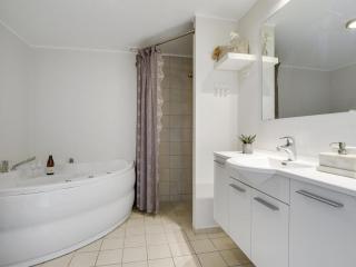 Holiday Home Katharine - 600m from the sea by Interhome - 2