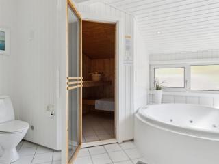 Holiday Home Alyssa - 300m from the sea by Interhome - 4