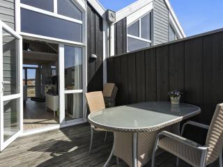 Apartment Chris - 750m from the sea by Interhome - 9