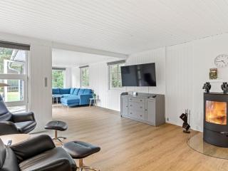 Holiday Home Selgen - 600m from the sea by Interhome - 2