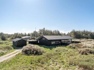 Holiday Home Riana - 375m from the sea by Interhome - 0