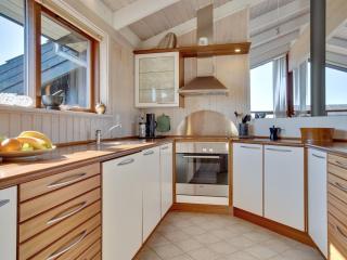 Holiday Home Riana - 375m from the sea by Interhome - 1