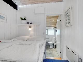 Holiday Home Arwen - 200m from the sea by Interhome - 4