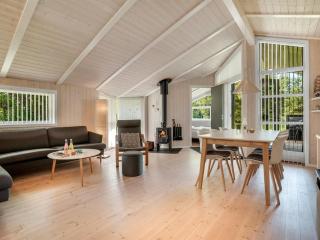 Holiday Home Barnet - 2-2km from the sea by Interhome - 3